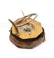 Lot 196 - A MID 18TH-CENTURY VOGLER-TYPE POCKET COMPASS...