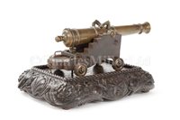 Lot 56 - AN ATTRACTIVELY PRESENTED MODEL NAVY GUN<br/>with...