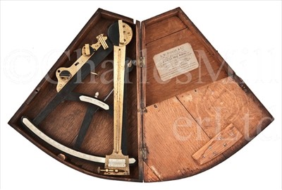 Lot 239 - AN EARLY 19TH-CENTURY 11½IN. RADIUS VERNIER...