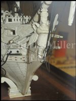 Lot 261 - A LARGE, FINELY CARVED AND WELL PRESENTED EARLY 19TH CENTURY NAPOLEONIC FRENCH PRISONER OF WAR BONE SHIP MODEL FOR A FIRST RATE SHIP OF THE LINE TRADITIONALLY IDENTIFIED AS H.M.S. CALEDONIA