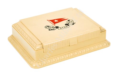 Lot 132 - A WHITE STAR LINE PLAYING CARD BOX, CIRCA 1930