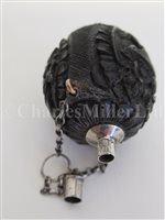 Lot 71 - AN EARLY 19TH CENTURY MINIATURE SAILORWORK CARVED NUT