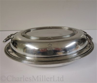 Lot 40 - CUNARD: A PLATED VEGETABLE TUREEN AND COVER