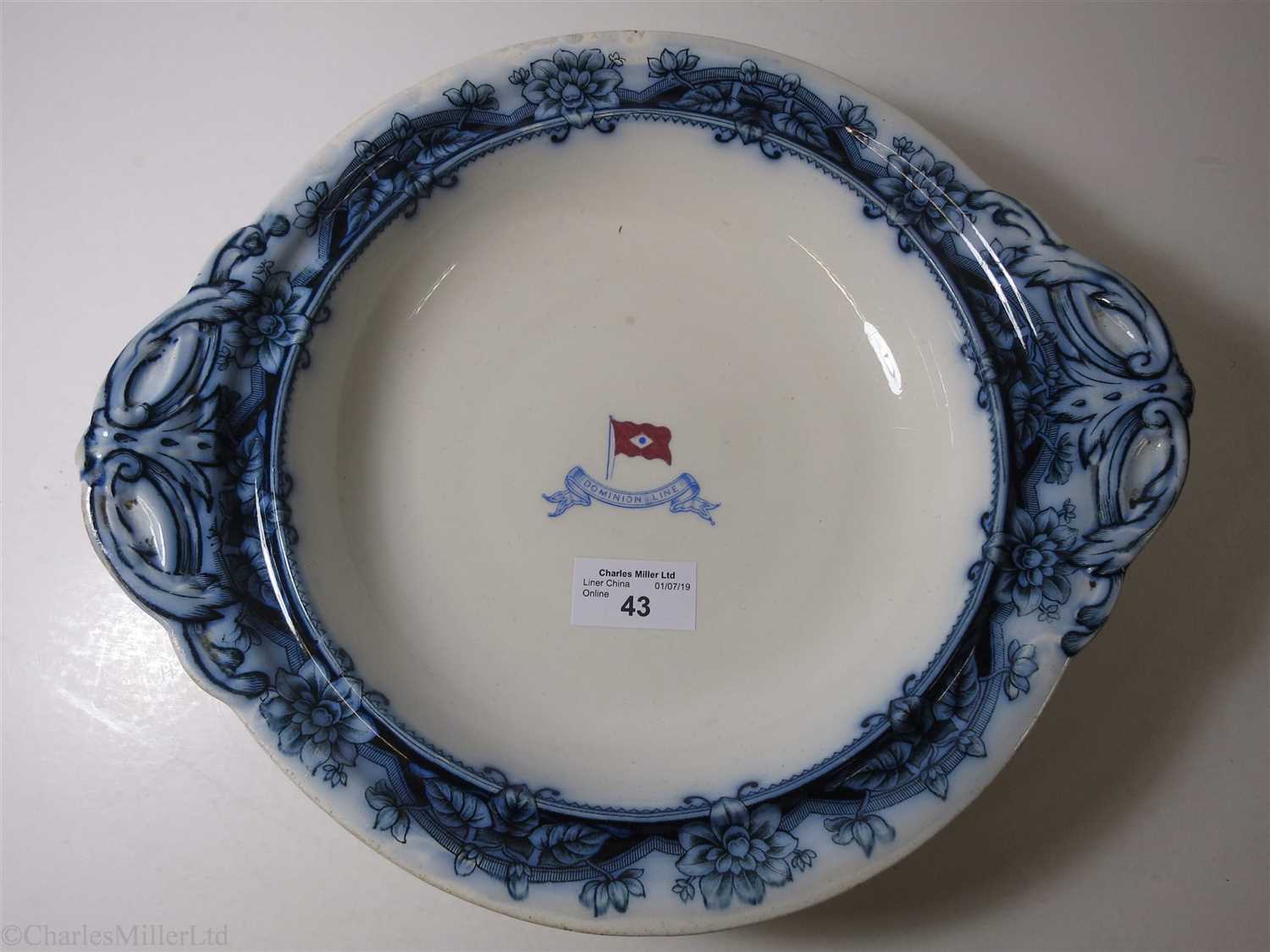 Lot 43 - DOMINION LINE: AN OVAL SERVING DISH WITH SIDE HANDLES BY CAULDON, ENGLAND, CIRCA 1890