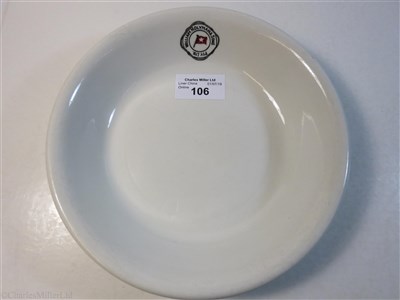 Lot 106 - WILLIAM HOLYMAN & SONS PTY. LTD: A CHINA BOWL BY THE GLOBE POTTERY CO. LTD, CIRCA 1955