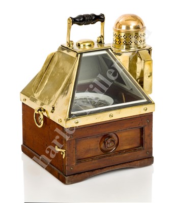 Lot 257 - Ø  A LATE 19TH/EARLY 20TH CENTURY PATTERN 20 PORTABLE BOAT COMPASS BY DENT