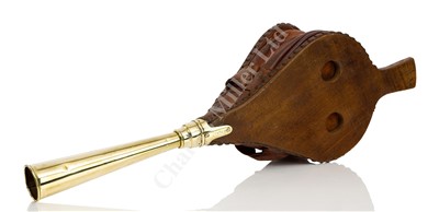 Lot 191 - A BELLOWS PATTERN FOGHORN, CIRCA 1900