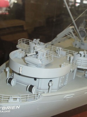 Lot 34 - A WELL-PRESENTED 1:48 SCALE BUILDER'S STYLE  MODEL OF LIBERTY SHIP JEREMIAH O'BRIEN BUILT BY THE NEW ENGLAND SHIPBUILDING CORP., SOUTH PORTLAND, MAINE FOR THE US GOVERNMENT IN 56 DAYS , 1943