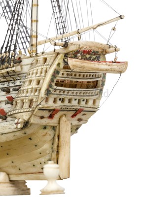 Lot 73 - A NAPOLEONIC FRENCH PRISONER-OF-WAR BONE MODEL FOR THE 74-GUN FRIGATE ILLUSTRIOUS, CIRCA 1810