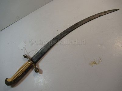 Lot 77 - Ø A LATE 18TH / EARLY 19TH CENTURY MIDSHIPMAN'S HANGER