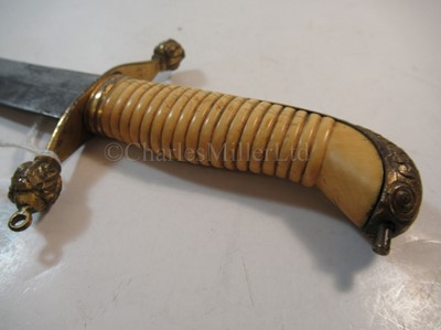 Lot 77 - Ø A LATE 18TH / EARLY 19TH CENTURY MIDSHIPMAN'S HANGER