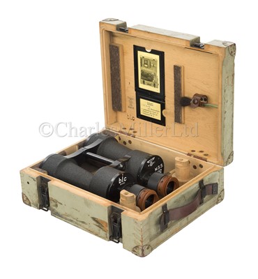Lot 139 - A FINE, POSSIBLY UNISSUED, PAIR OF 8 X 60 KRIEGSMARINE U-BOAT BINOCULARS BY ZEISS, JENA, 1942