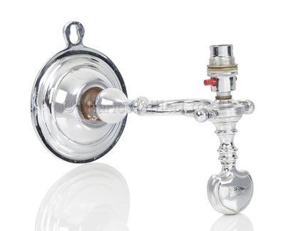 Lot 185 - A WHITE STAR LINE GIMBALLED BULKHEAD LAMP, CIRCA 1910