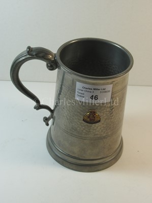 Lot 46 - A Cunard souvenir pewter tankard, from R.M.S. 'Queen Mary'