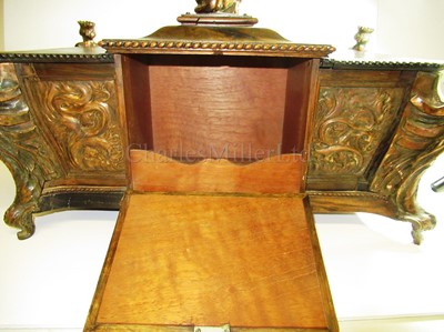 Lot 151 - A RARE CIGAR AND CIGARETTE CASKET MADE FROM OAK AND COPPER SALVAGED FROM H.M.S. FOUDROYANT