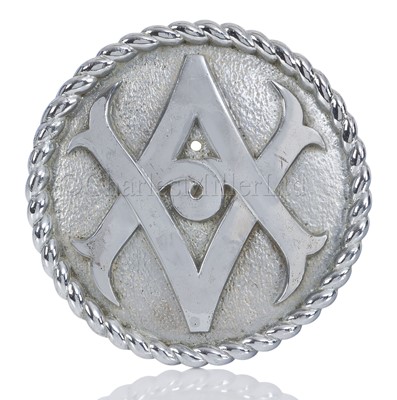 Lot 182 - A BOAT BADGE FROM THE ROYAL YACHT VICTORIA AND ALBERT III, CIRCA 1901