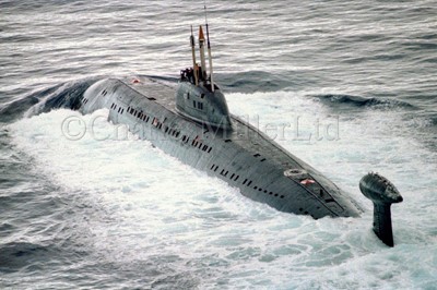 Lot 224 - THE BELL FROM THE 'VICTOR III' CLASS RUSSIAN NUCLEAR POWERED ATTACK SUBMARINE K-524, 1977