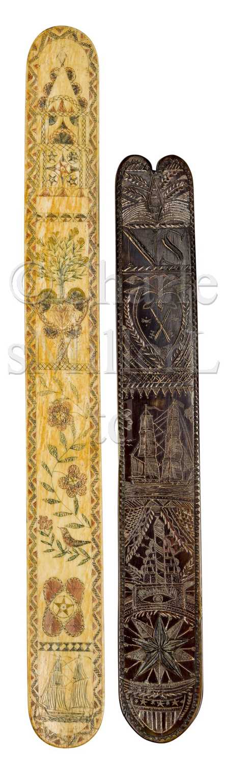 Lot 107 - Ø AN AMERICAN SCRIMSHAW DECORATED SAILORWORK BALEEN STAY BUSK, CIRCA 1842