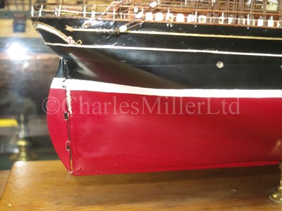 Lot 11 - A DETAILED STATIC DISPLAY MODEL OF THE CLIPPER SHIP CORIOLANUS