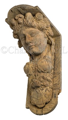 Lot 241 - A DUTCH 19TH CENTURY RUDDER HEAD CARVING DEPICTING FLORA