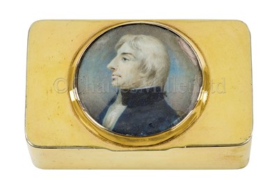 Lot 211 - A SCOTTISH GEORGE III SILVER GILT SNUFF BOX COMMEMORATING NELSON