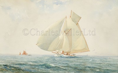 Lot 38 - HERBERT WALTER OAKE (BRITISH, 1888-1938) : ‘Susanne’ racing off Cowes