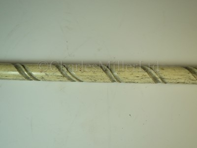 Lot 100 - Ø A 19TH CENTURY AMERICAN SAILORWORK WHALEBONE WALKING STICK