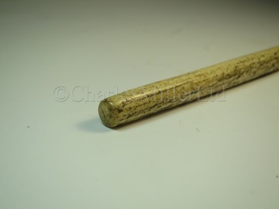 Lot 100 - Ø A 19TH CENTURY AMERICAN SAILORWORK WHALEBONE WALKING STICK