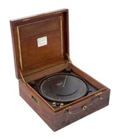 Lot 139 - A RARE WWII ELECTRO-MECHANICAL TORPEDO TIMER...