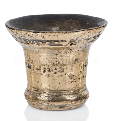 Lot 90 - A 17TH CENTURY BRONZE MORTAR RECOVERED FROM THE WRECK OF ASSOCIATION, 1707, RECOVERED BY ROLAND MORRIS IN THE LATE 1960s