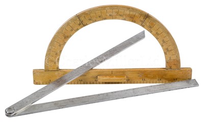 Lot 292 - A KRIEGSMARINE WOODEN PROTRACTOR, BY DENNERT & PAPE OF HAMBURG-ALTONA