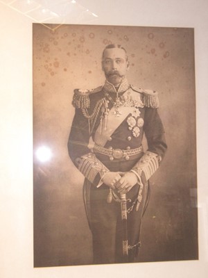 Lot 57 - ROYAL PRESENTATION PORTRAIT OF KING EDWARD VII