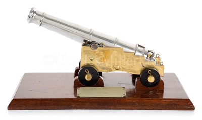 Lot 167 - AN ATTRACTIVE PRESENTATION MODEL FOR A NAVAL GUN