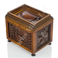 Lot 113 - A CHARMING SAILORWORK JEWEL CASKET, CIRCA 1860