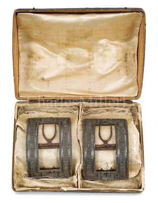 Lot 151 - A RARE PAIR OF GEORGE III BRASS COMMEMORATIVE SHOE BUCKLES, CIRCA 1780