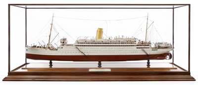 Lot 127 - A FINE BOARDROOM MODEL FOR THE REFITTED ROYAL MAIL LINES CRUISE LINER S.S. ATLANTIS, CIRCA 1929