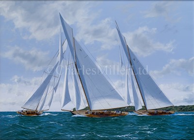 Lot 75 - δ JAMES MILLER (BRITISH, B. 1969) 'LULWORTH', 'BRITANNIA', AND 'WHITE HEATHER II' RACING OFF COWES, 1925