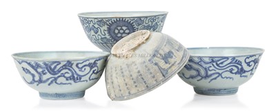 Lot 31 - A GROUP OF CHINESE WRECK PORCELAIN
