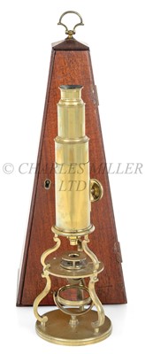 Lot 270 - A SMALL CULPEPER TYPE MICROSCOPE BY THOMAS BLUNT OF LONDON, CIRCA 1800