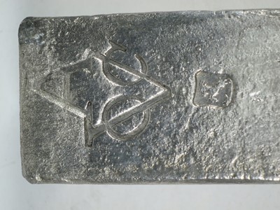 Lot 29 - A DUTCH EAST INDIA COMPANY (V.O.C.) SILVER INGOT SALVAGED FROM THE ROOSWIJK CARGO, CIRCA 1739