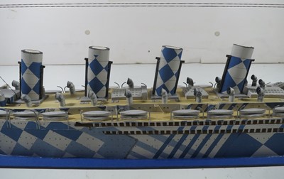 Lot 73 - A FINE BUILDER'S MODEL FOR THE R.M.S. 'AQUITANIA', CONSTRUCTED BY JOHN BROWN & CO., CLYDEBANK FOR CUNARD, 1914