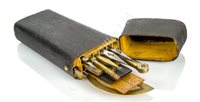 Lot 284 - AN EARLY 19TH CENTURY DRAWING SET ETUI