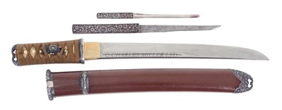 Lot 202 - A JAPANESE TANTO OR SHORT SWORD, CIRCA 1930