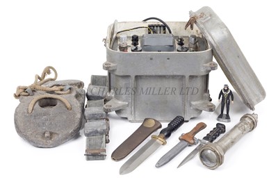 Lot 223 - A GROUP OF SIEBE GORMAN AND HEINKE DIVING ACCESSORIES, 20TH CENTURY