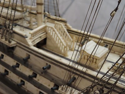 Lot 175 - A LARGE FULLY RESTORED NAPOLEONIC PRISONER-OF-WAR BONE SHIP MODEL FOR H.M.S. 'UNICORN'