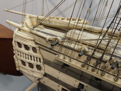 Lot 175 - A LARGE FULLY RESTORED NAPOLEONIC PRISONER-OF-WAR BONE SHIP MODEL FOR H.M.S. 'UNICORN'