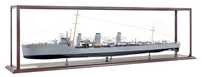 Lot 179 - A 1:60 SCALE MODEL OF THE THORNYCROFT 'M'-CLASS DESTROYER H.M.S. 'MASTIFF' [1914]