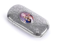Lot 103 - A COMMEMORATIVE SILVER VESTA CASE, CIRCA...