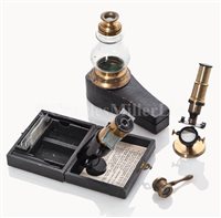 Lot 226 - A POCKET MICROSCOPE, PROBABLY LATE...