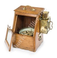 Lot 189 - A DRY CARD BINNACLE COMPASS BY HOOPER & SON, PORTSMOUTH, CIRCA 1850